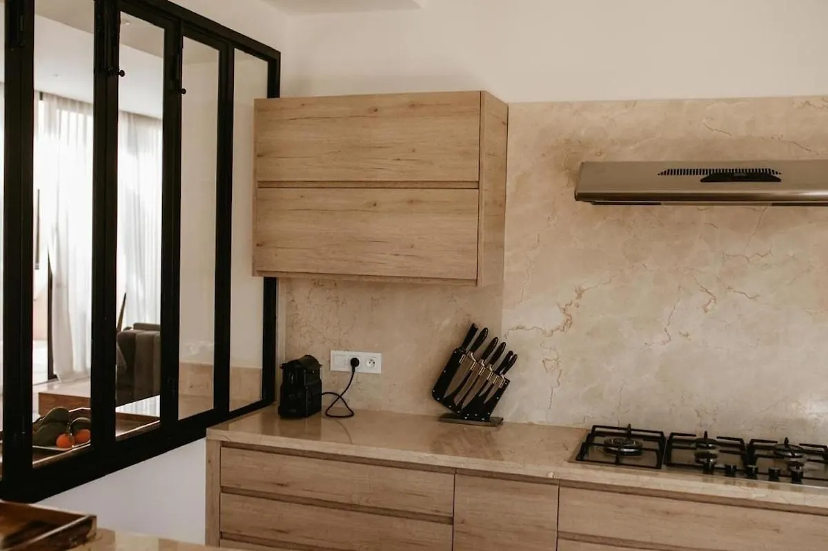 Luxury 5-Suite Villa With Heated Pool, Steam Room & Games Marrakesh